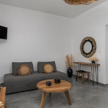 Kallia'S Suites Milos Adamantas  Luaran gambar