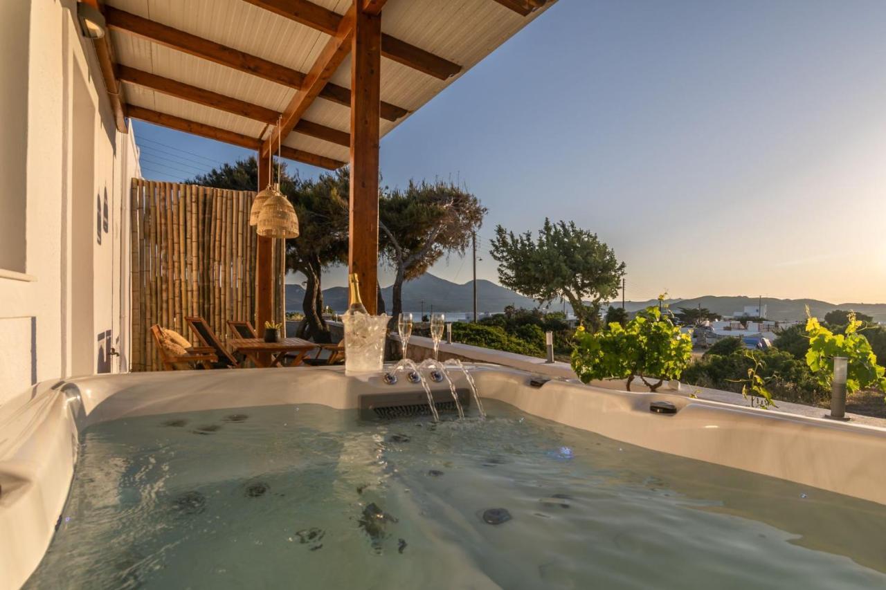 Kallia'S Suites Milos Adamantas  Luaran gambar