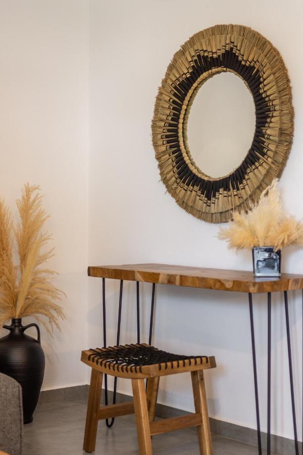 Kallia'S Suites Milos Adamantas  Luaran gambar