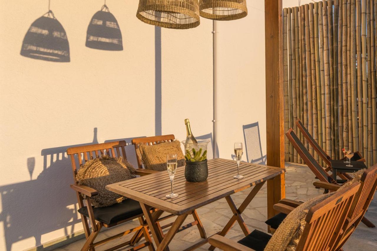 Kallia'S Suites Milos Adamantas  Luaran gambar