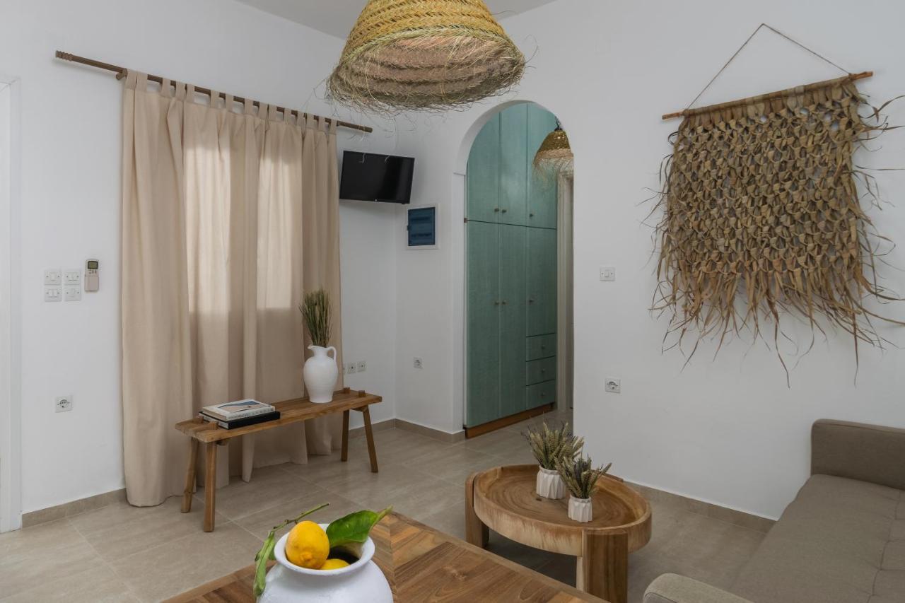 Kallia'S Suites Milos Adamantas  Luaran gambar