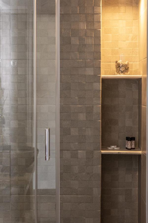 Kallia'S Suites Milos Adamantas  Luaran gambar