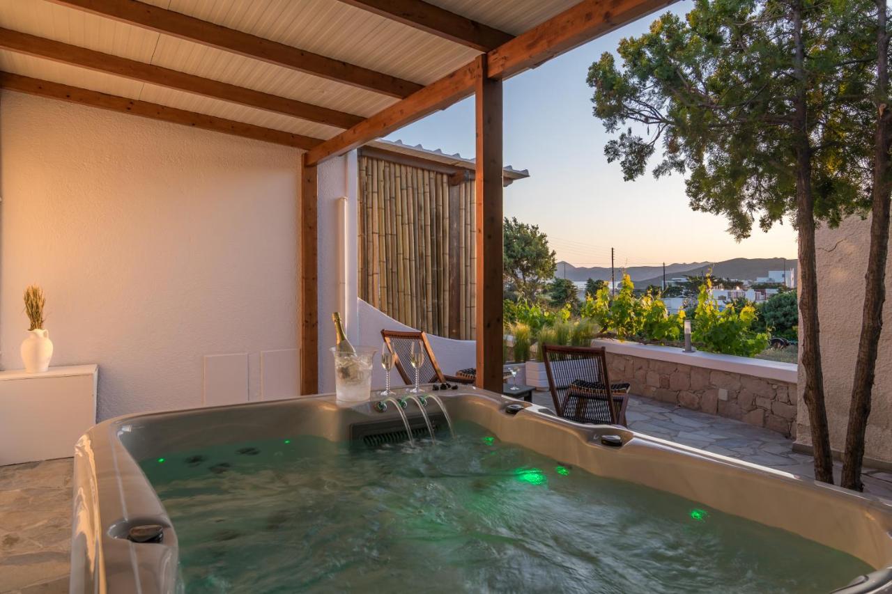 Kallia'S Suites Milos Adamantas  Luaran gambar